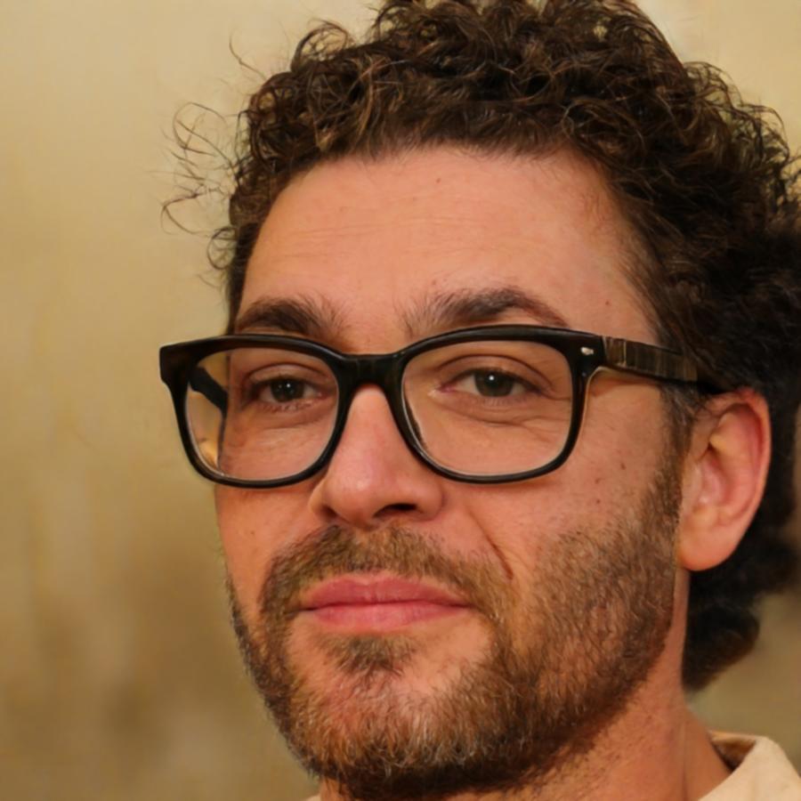 Portrait de Thibault Roussel, conseiller en stratégie saisonnière